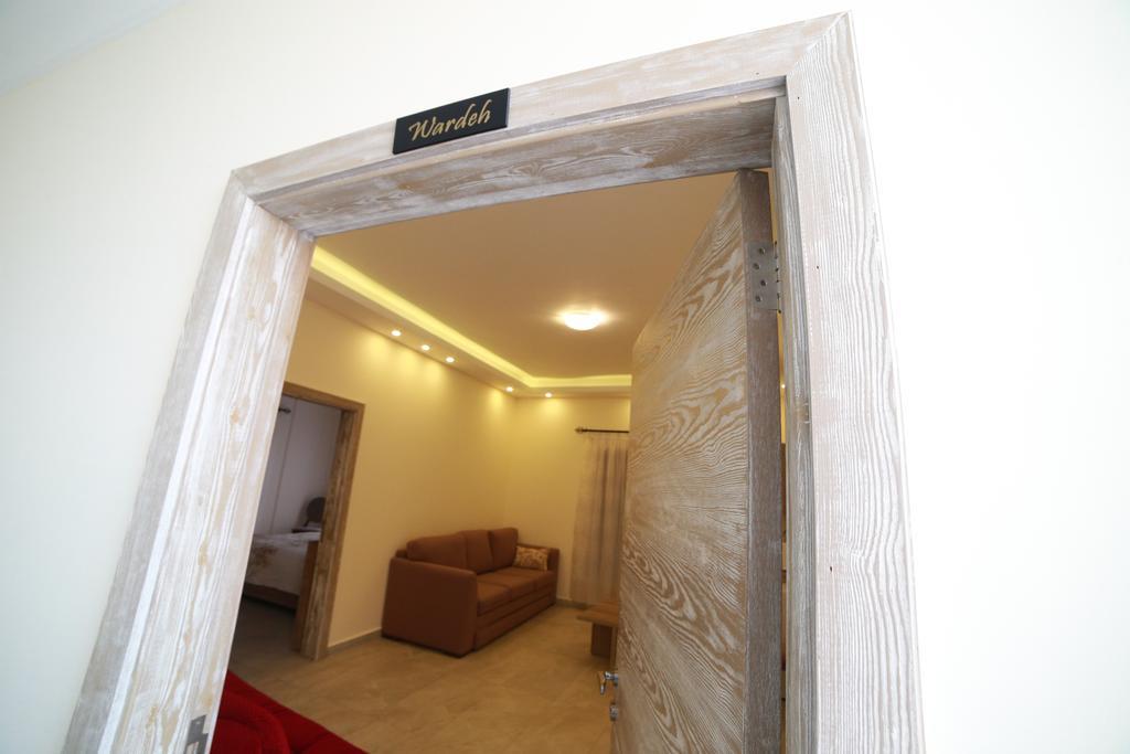 Asamina Boutique Hotel Tyre Exterior photo