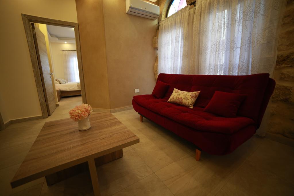 Asamina Boutique Hotel Tyre Exterior photo