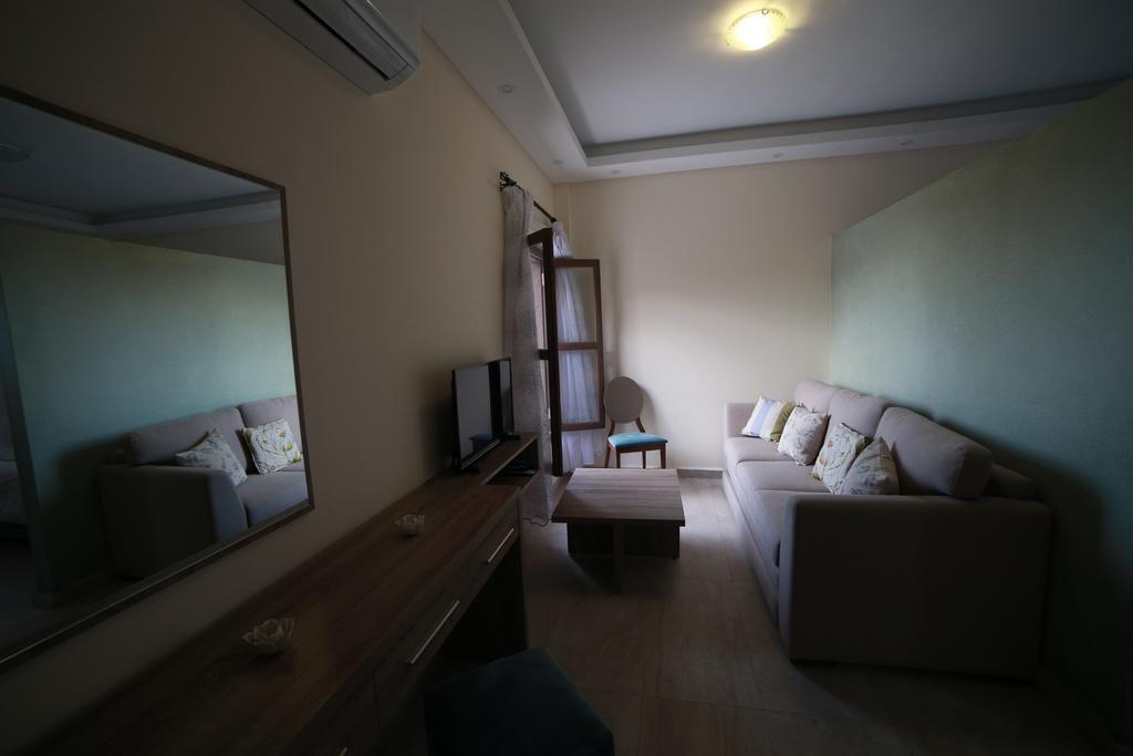 Asamina Boutique Hotel Tyre Exterior photo